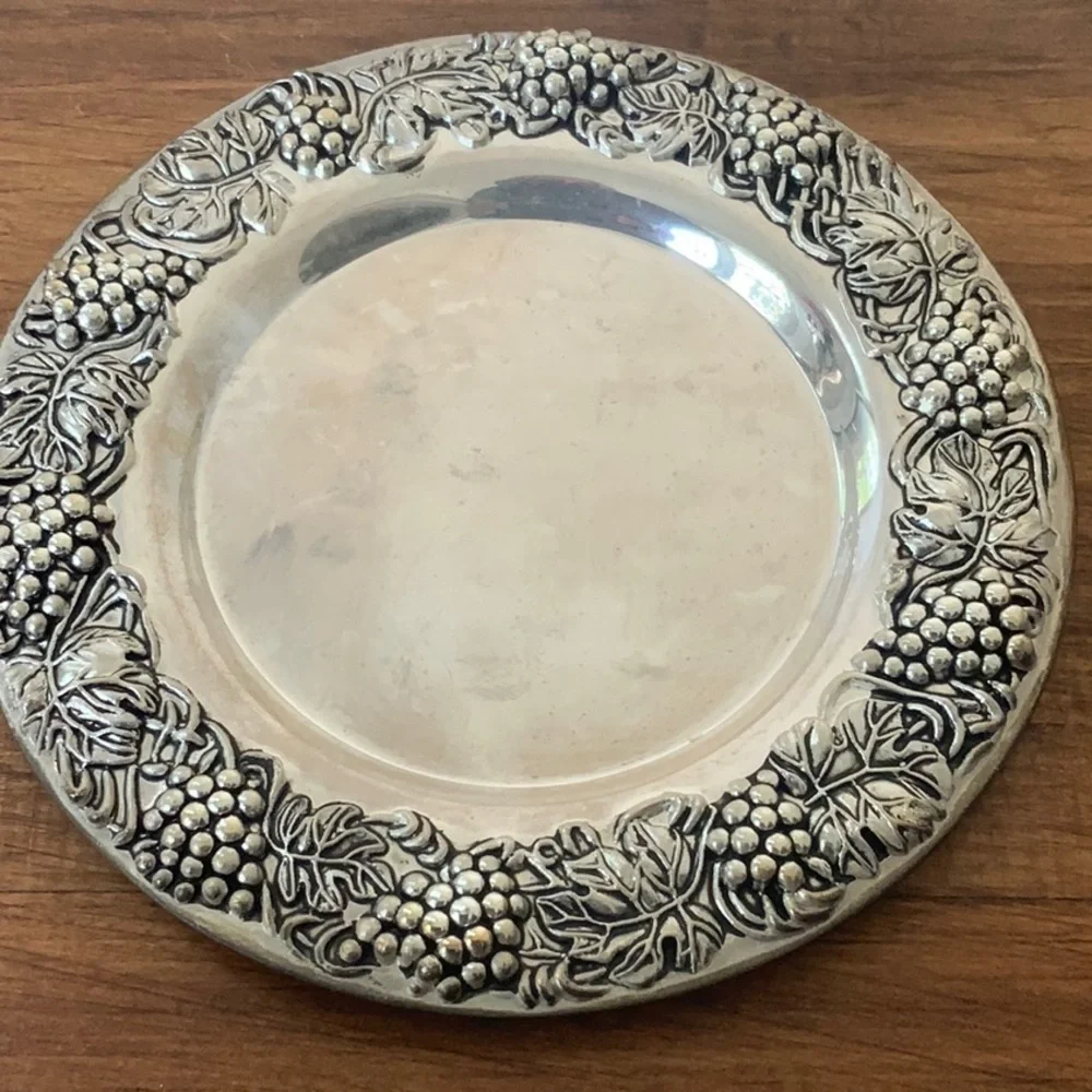 Set of 4 Godinger Silver-Plated Grapevine Wine Coasters (5in) [b]